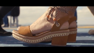 Juliana Paes feet photo thumbnail