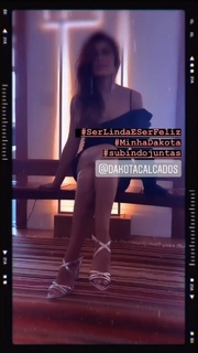 Juliana Paes feet photo thumbnail