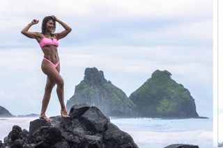 Juliana Paes feet photo thumbnail