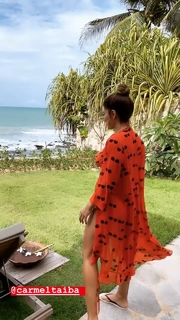 Juliana Paes feet photo thumbnail
