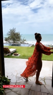 Juliana Paes feet photo thumbnail