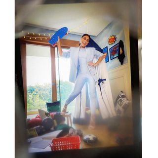Juliana Paes feet photo thumbnail