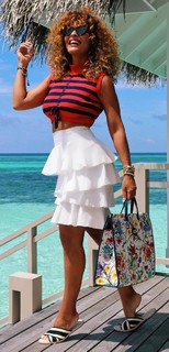 Juliana Paes feet photo thumbnail