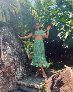 Juliana Paes feet photo thumbnail