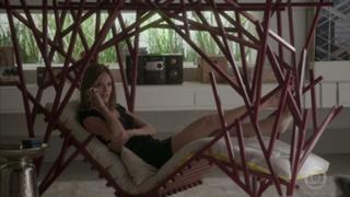 Juliana Paiva feet photo thumbnail