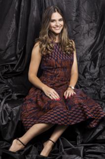 Juliana Paiva feet photo thumbnail