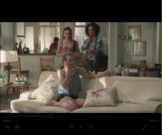 Juliana Paiva feet photo thumbnail