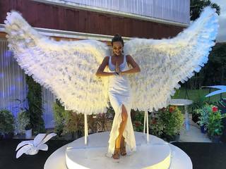 Juliana Paiva feet photo thumbnail