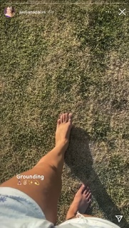Juliana Paiva feet photo thumbnail