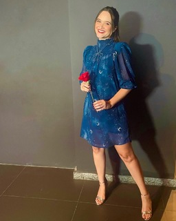Juliana Paiva feet photo thumbnail