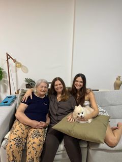 Juliana Paiva feet photo 2