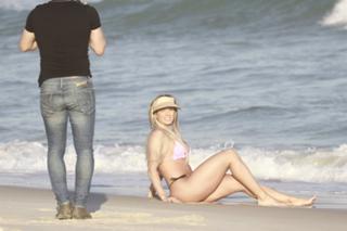 Juliana Salimeni feet photo thumbnail