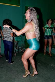 Juliana Salimeni feet photo thumbnail