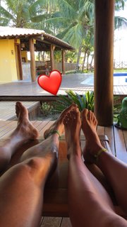 Juliana Salimeni feet photo thumbnail