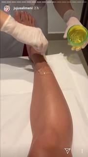 Juliana Salimeni feet photo thumbnail