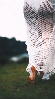Juliana Salimeni feet photo thumbnail