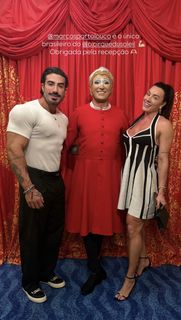 Juliana Salimeni feet photo thumbnail