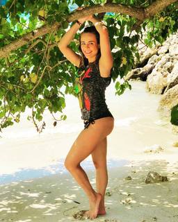 Juliana Silveira feet photo 10