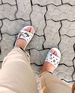 Juliana Silveira feet photo 13