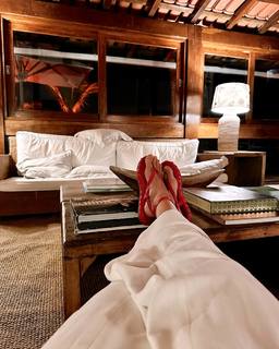 Juliana Silveira feet photo 11