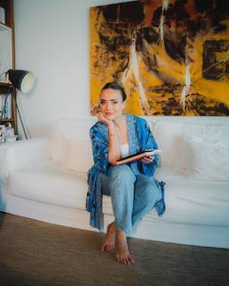 Juliana Silveira feet photo 16