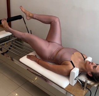 Juliana Silveira feet photo 8