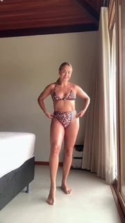 Juliana Silveira feet photo 16