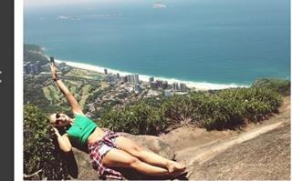 Juliane Araújo feet photo 2