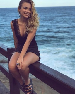 Juliane Araújo feet photo 6