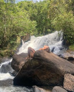 Juliane Araújo feet photo 8