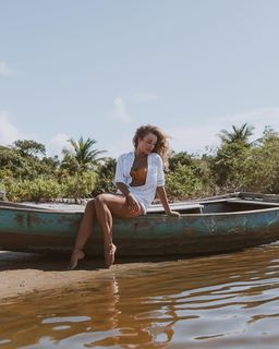 Juliane Araújo feet photo 4