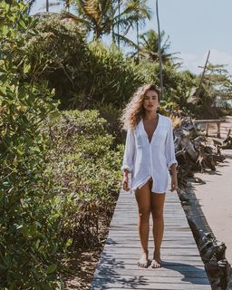 Juliane Araújo feet photo 1