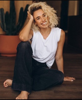 Juliane Araújo feet photo 11