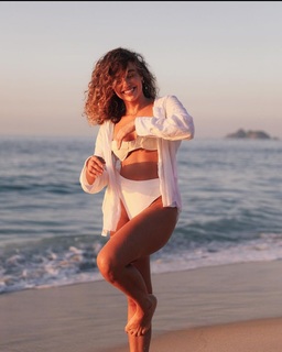 Juliane Araújo feet photo 20