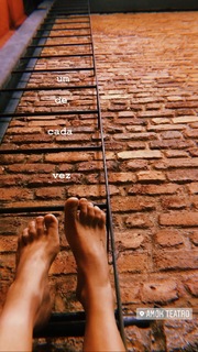 Juliane Araújo feet photo 4