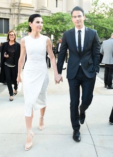 Julianna Margulies feet photo thumbnail
