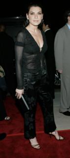 Julianna Margulies feet photo thumbnail