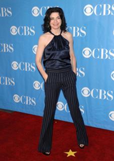 Julianna Margulies feet photo thumbnail