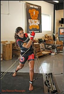 Julianna Peña feet photo thumbnail