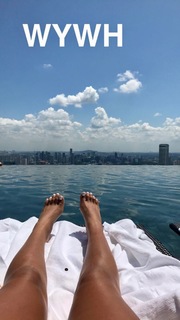 Julianna Peña feet photo thumbnail