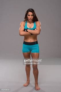 Julianna Peña feet photo thumbnail