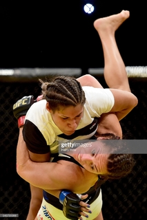 Julianna Peña feet photo thumbnail