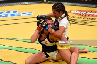 Julianna Peña feet photo thumbnail