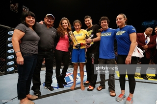 Julianna Peña feet photo thumbnail