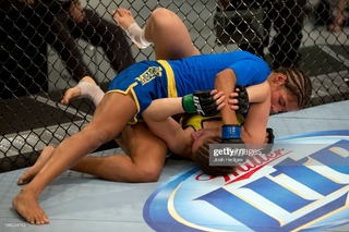 Julianna Peña feet photo thumbnail