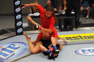 Julianna Peña feet photo thumbnail