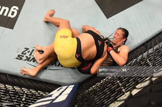 Julianna Peña feet photo thumbnail
