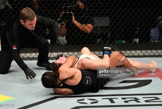 Julianna Peña feet photo thumbnail