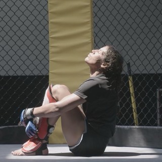 Julianna Peña feet photo thumbnail