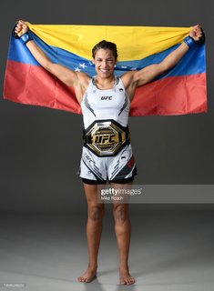 Julianna Peña feet photo thumbnail